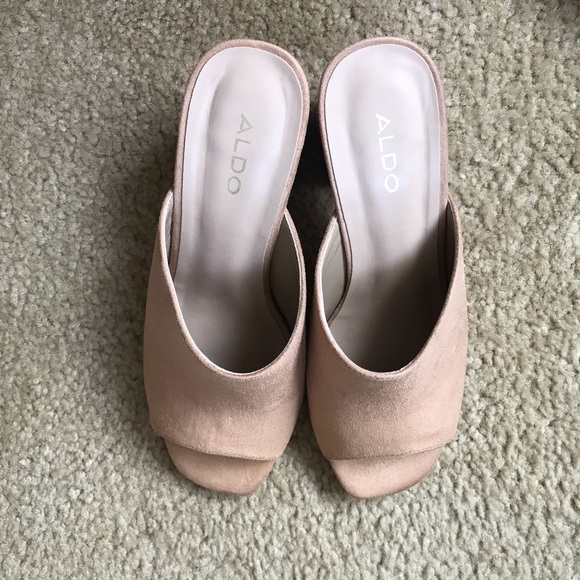 ALDO Mule Block Heel Almond Toe Shoe - Picture 4 of 5